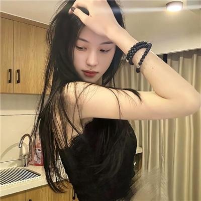 出演时刻海报